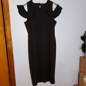 Ivanka Trump - Black open shoulder dress - 14